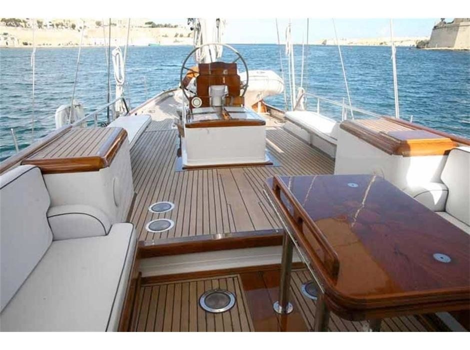 Yacht BLUE LEOPARD, Wm Osborne & Sons CHARTERWORLD Luxury Superyacht Charters